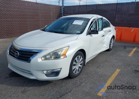 2015 Nissan Altima 2.5 S from USA, damaged, VIN 1N4AL3AP1FN358217